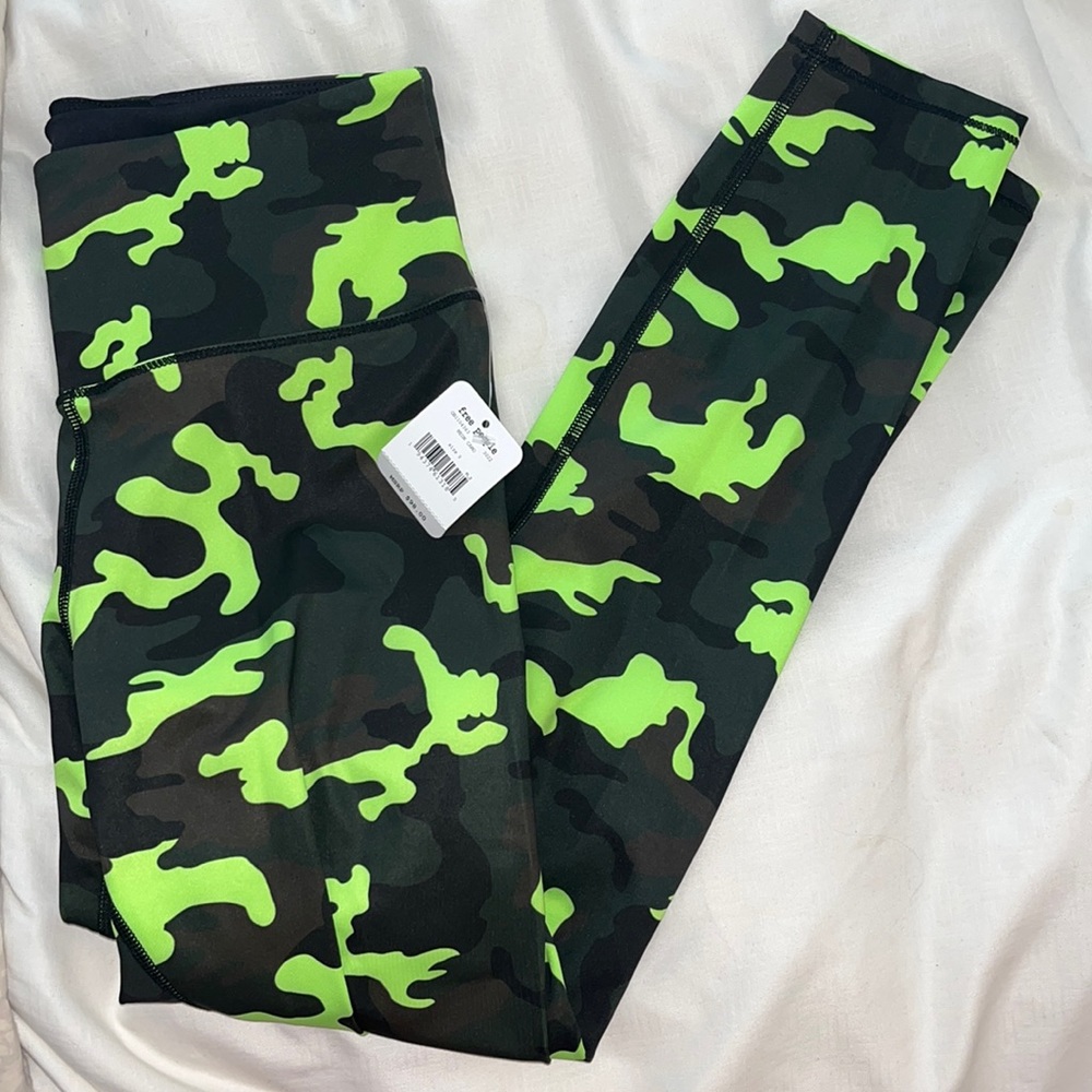 Free People Neon Camo leggings NWT